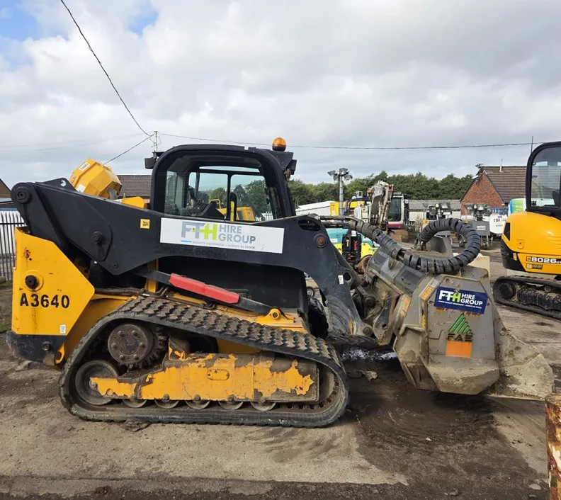 2016 JCB 300T Tracked Skid Steer – Supplied with Stone Crusher Attachment